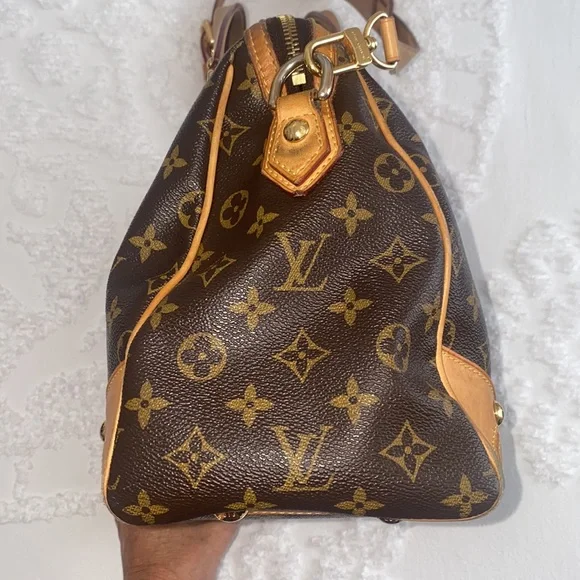 Louis Vuitton Retiro PM Authentic handbag